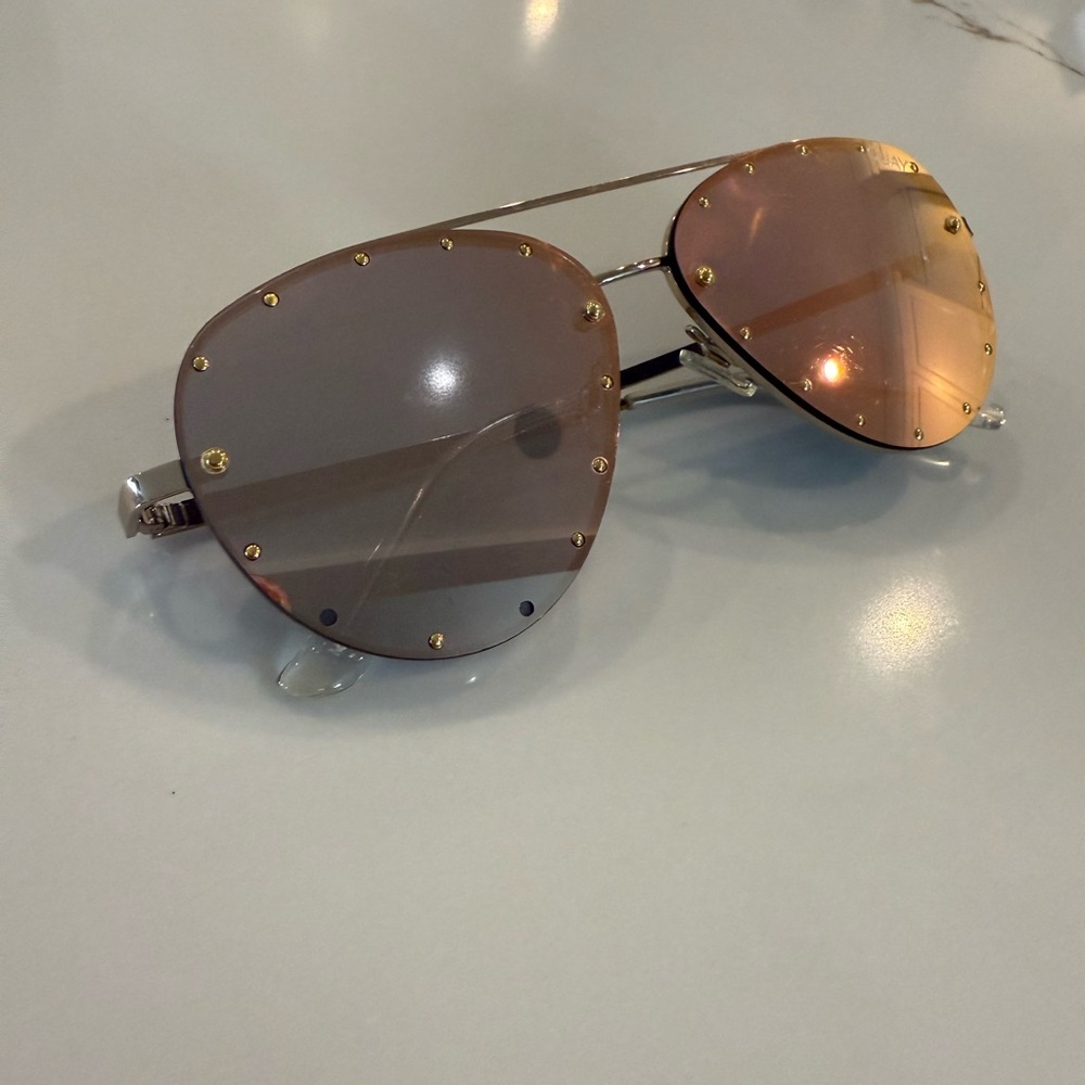 Quay x Jaclyn Hill Roxanne Sunglasses